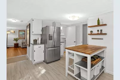 42 Newton Street, Waltham, MA 02453 - Photo 7