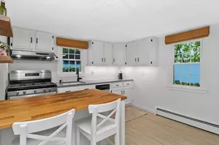 42 Newton St, Waltham, MA 02453 - Photo 5
