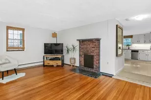 42 Newton St, Waltham, MA 02453 - Photo 11