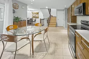 74 Voyagers Ln, Ashland, MA 01721 - Photo 3