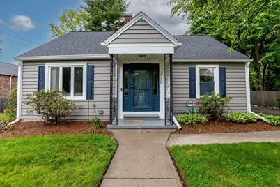 375 Union St, Millis, MA 02054 - Photo 3