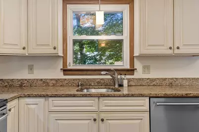 7 Gaywood Cir, Peabody, MA 01960 - Photo 19