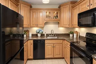 164 Galen St, Watertown, MA 02472 - Photo 3