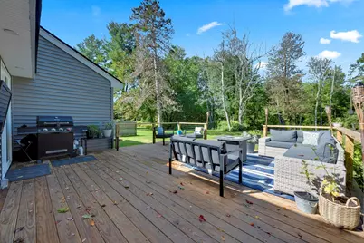 312 Pleasant St, Leicester, MA 01524 - Photo 23