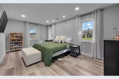 312 Pleasant St, Leicester, MA 01524 - Photo 13