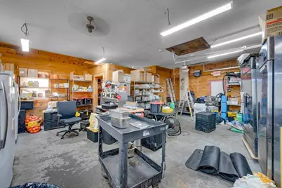312 Pleasant St, Leicester, MA 01524 - Photo 37