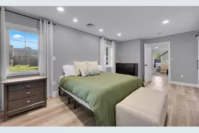 312 Pleasant St, Leicester, MA 01524 - Photo 15