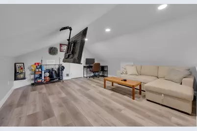 312 Pleasant St, Leicester, MA 01524 - Photo 21