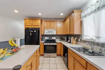 4 Lynde St, Gardner, MA 01440 - Photo 11