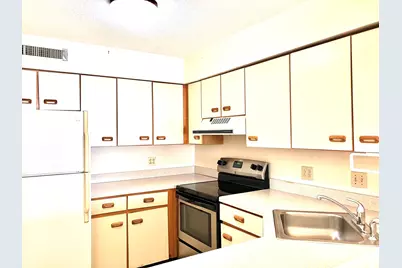 50 South Common St #403, Lynn, MA 01902 - Photo 7