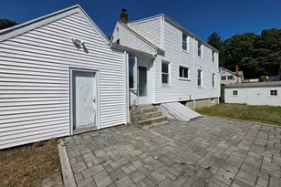 4 Edgemere Rd, Lynn, MA 01904 - Photo 3