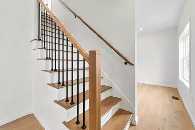 181 Wellington, Fall River, MA 02720 - Photo 9
