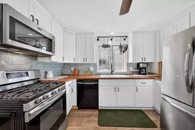 69 Highland Ave, Everett, MA 02149 - Photo 9