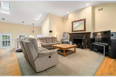 24 Cliff Road, Wellesley, MA 02481 - Photo 5