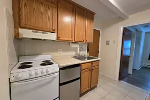 11 Grove St, Boston, MA 02114 - Photo 1
