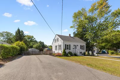 29 Beal St, Rockland, MA 02370 - Photo 3