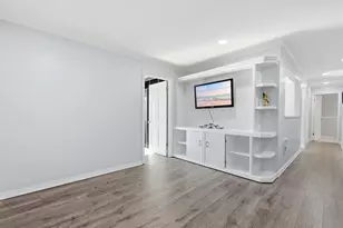 9 Weld St, Framingham, MA 01702 - Photo 5