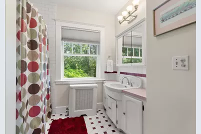 135 Ashland Street, Melrose, MA 02176 - Photo 21