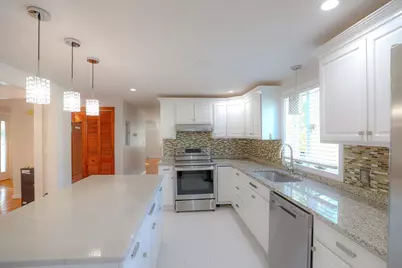 43 Duren Ave, Lowell, MA 01851 - Photo 13