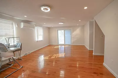 43 Duren Ave, Lowell, MA 01851 - Photo 9
