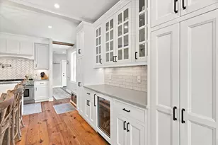 26A Tyng St, Newburyport, MA 01950 - Photo 9