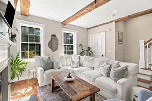 26 Tyng St, Newburyport, MA 01950 - Photo 11