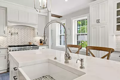 26 Tyng St #A, Newburyport, MA 01950 - Photo 7