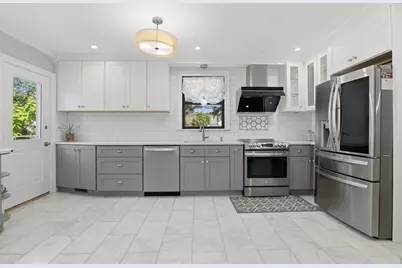 22 Wilson Ave, Braintree, MA 02184 - Photo 15