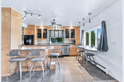 28 Arlington Rd, Wareham, MA 02571 - Photo 5