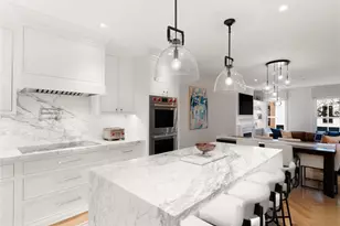 255 W 3rd, Boston, MA 02127 - Photo 7