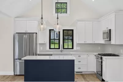 34 Lake St, Barnstable, MA 02635 - Photo 3