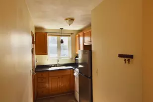 12 Central Ave, Danvers, MA 01915 - Photo 5