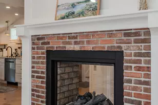 14 Sugarloaf St, Deerfield, MA 01373 - Photo 11