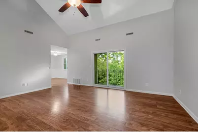 124 Tennis Plaza Rd #56, Dracut, MA 01826 - Photo 3