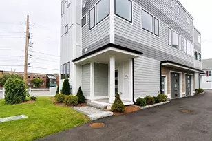 312 Newton St, Waltham, MA 02453 - Photo 3