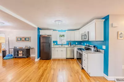 601 East St, Wrentham, MA 02093 - Photo 9