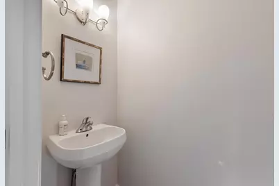 22 Hillcrest Dr, Acton, MA 01720 - Photo 5