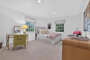 118 Benvenue St, Wellesley, MA 02482 - Photo 25