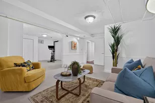 118 Benvenue St, Wellesley, MA 02482 - Photo 31