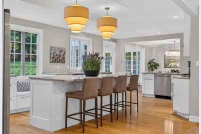 118 Benvenue St, Wellesley, MA 02482 - Photo 7