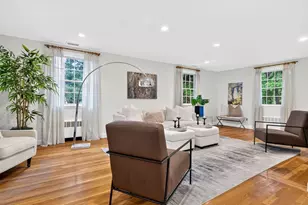 118 Benvenue St, Wellesley, MA 02482 - Photo 15