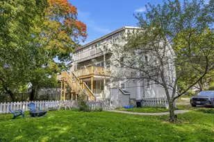 5 Russell St, Amesbury, MA 01913 - Photo 11