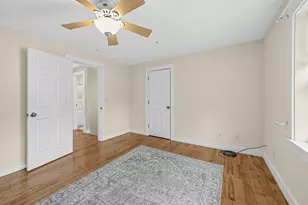 5 Russell St, Amesbury, MA 01913 - Photo 9