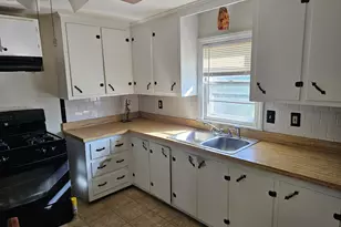 22 Winchester Ave, Worcester, MA 01603 - Photo 7