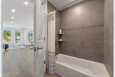 585 Essex St #316, Lynn, MA 01901 - Photo 13