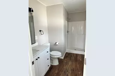 18 Maplewood Ave, Chicopee, MA 01013 - Photo 13