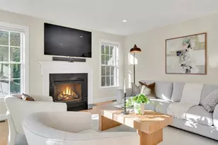 10B Henley Rd, Acton, MA 01720 - Photo 5