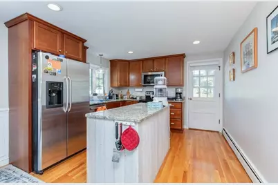 10 Fredrick Drive, Wilmington, MA 01887 - Photo 5