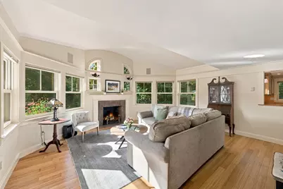 9 Hull St, Wenham, MA 01984 - Photo 5