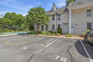 7 Mansion Woods Dr, Agawam, MA 01001 - Photo 3